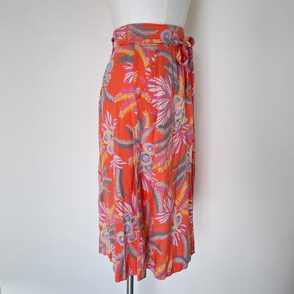 Vintage 70s Tropical Floral Wrap Skirt / Size XS 22"w / Rayon / Retro / Hawaii - Picture 3 of 7